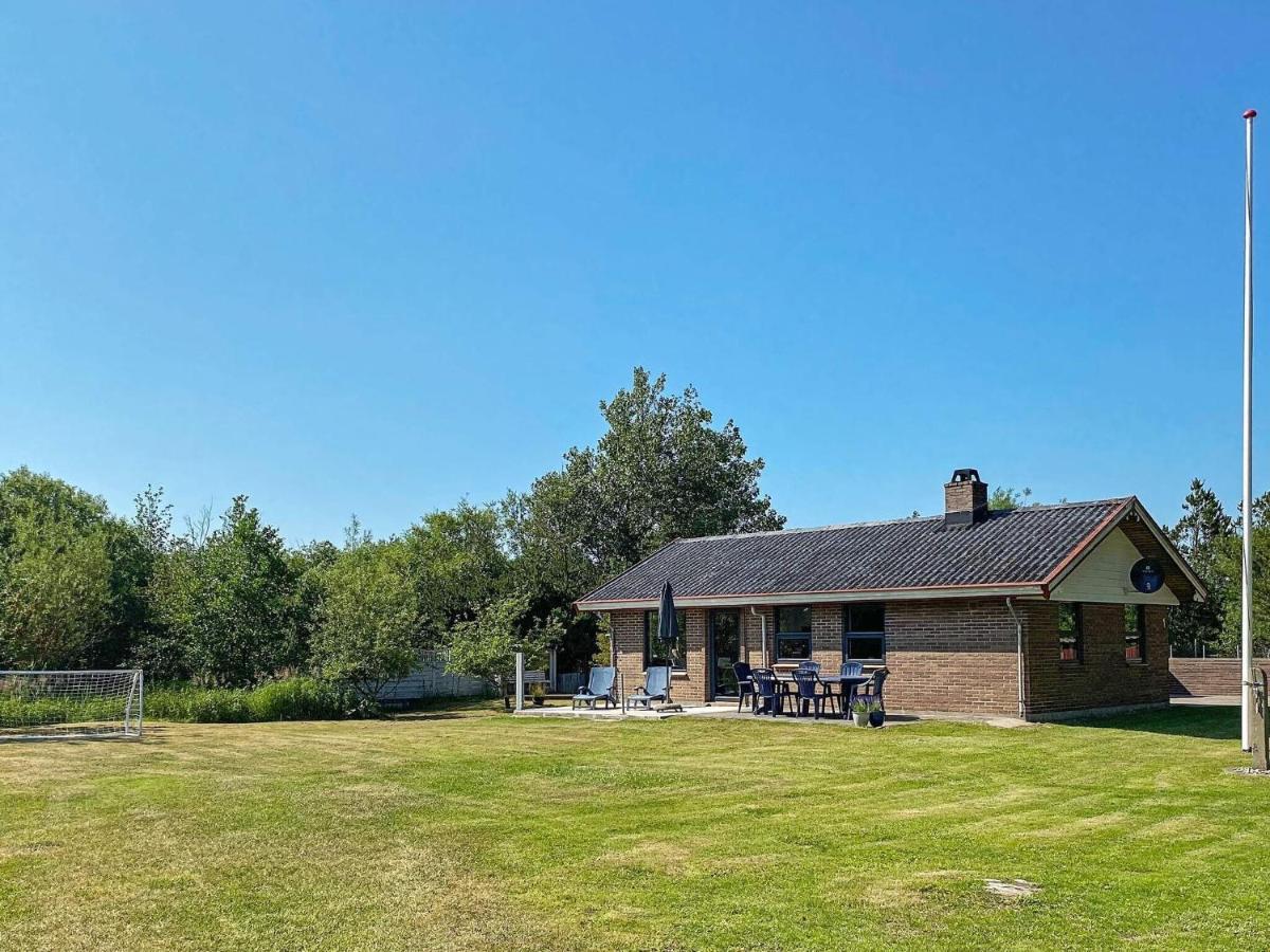 8 Person Holiday Home In R M Lakolk Zewnętrze zdjęcie