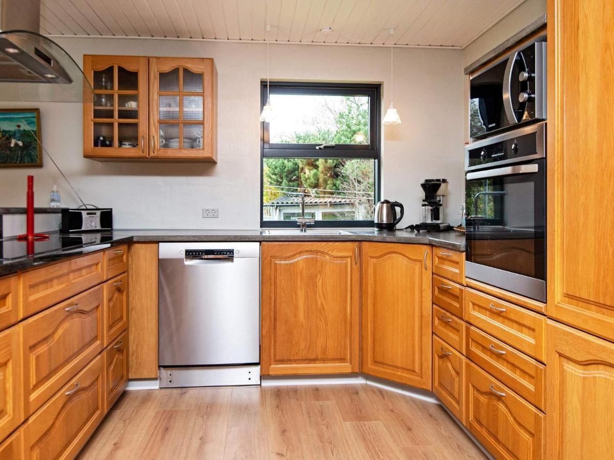 8 Person Holiday Home In R M Lakolk Zewnętrze zdjęcie